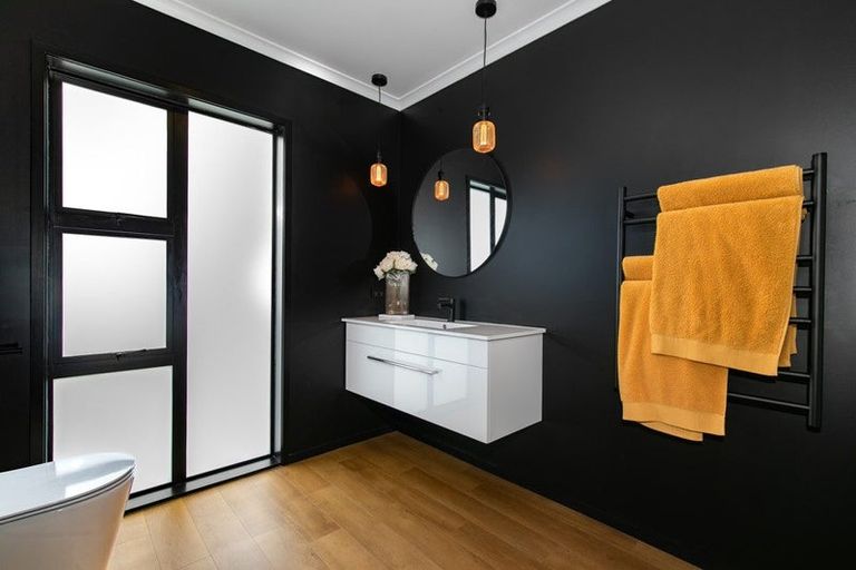 Photo of property in 22 Crake Street, Te Kauwhata, 3710