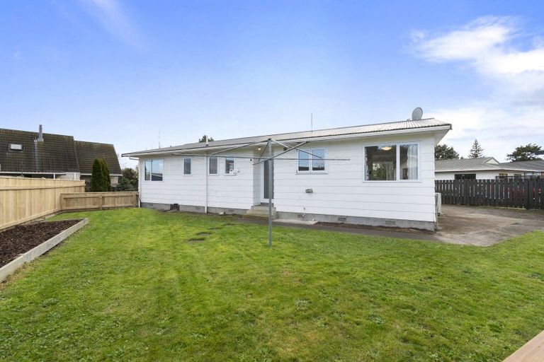 Photo of property in 10 Mansell Crescent, Bulls, 4818
