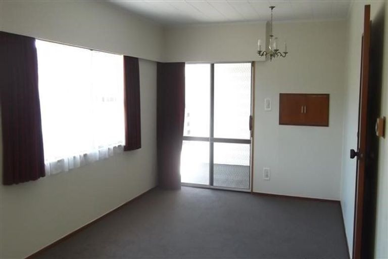 Photo of property in 1/16 Guthrie Road, Havelock North, 4130