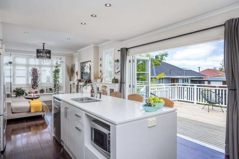 Photo of property in 22a Te Atatu Road, Te Atatu South, Auckland, 0610