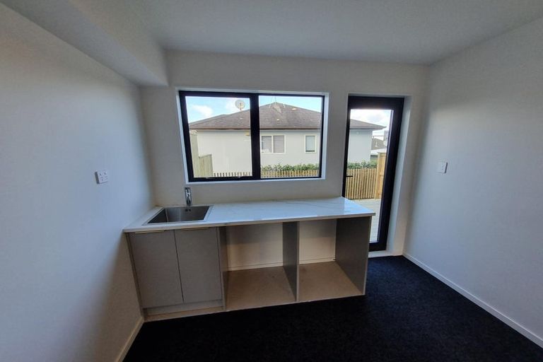 Photo of property in 1e Currey Crescent, Milford, Auckland, 0620