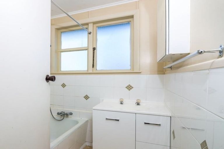 Photo of property in 6 Rata Street, Wairakei, Taupo, 3332