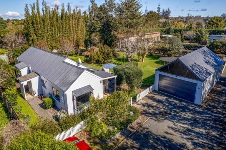 Photo of property in 19b Riverview Road, Kerikeri, 0230