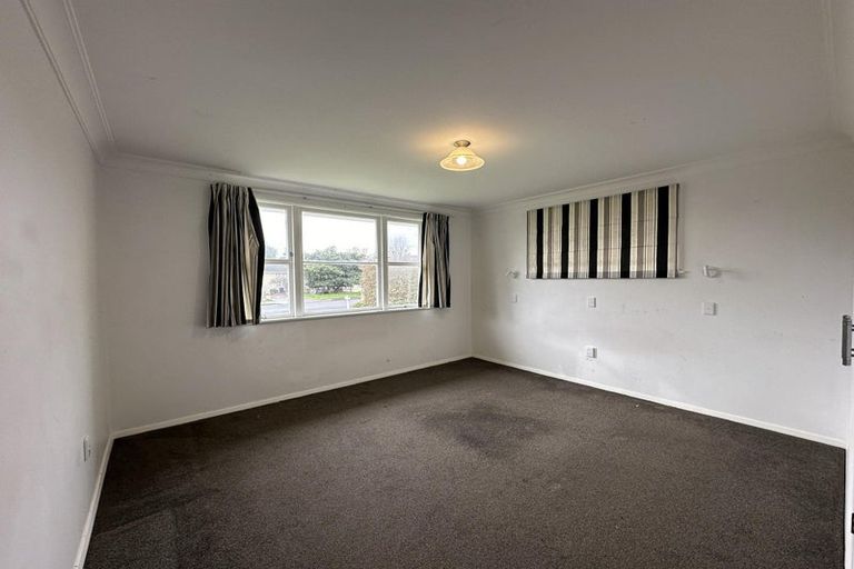 Photo of property in 30 Saint Annes Street, Levin, 5510