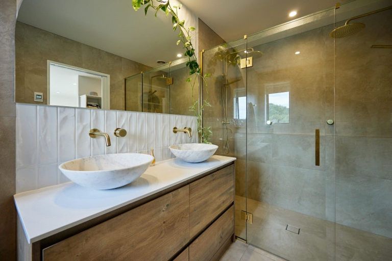 Photo of property in 5 Ingles Drive, Kaikoura Flat, Kaikoura, 7371