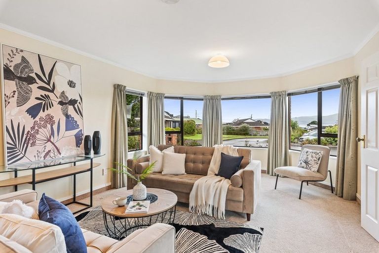 Photo of property in 9 Trinity Place, Paraparaumu Beach, Paraparaumu, 5032