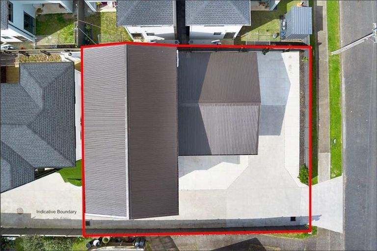 Photo of property in 17 Kohinoor Avenue, Mangere, Auckland, 2022