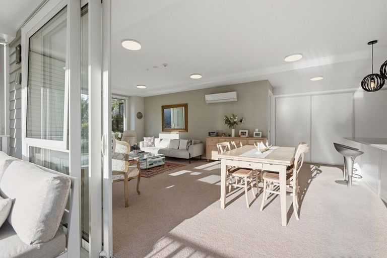 Photo of property in 122 Eaves Bush Parade, Orewa, 0931