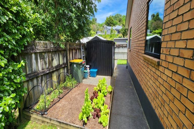 Photo of property in 74b Karamea Street, Whalers Gate, New Plymouth, 4310
