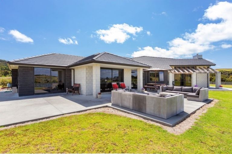 Photo of property in 34 Woodleigh Lane, Mangawhai, 0573