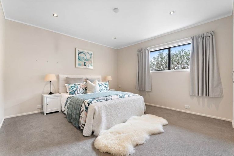 Photo of property in 55 Meadowvale Avenue, Forrest Hill, Auckland, 0620