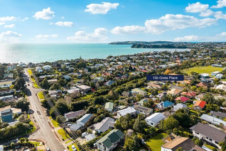 Photo of property in 15b Greta Place, Stanmore Bay, Whangaparaoa, 0932