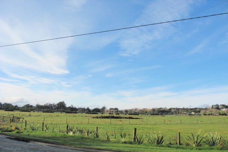 Photo of property in 11 Oreti Road, Otatara, Invercargill, 9879