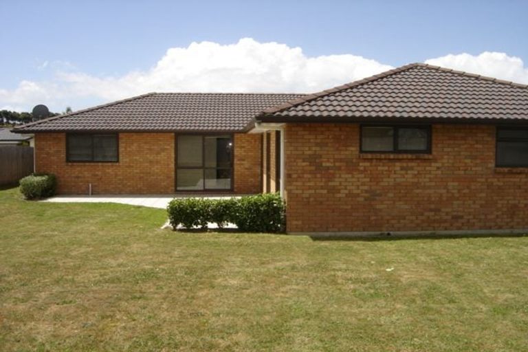 Photo of property in 15 Shankill Place, East Tamaki, Auckland, 2013
