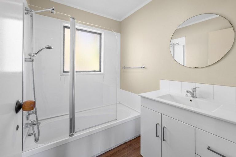 Photo of property in 30c Charles Road, Hannahs Bay, Rotorua, 3010