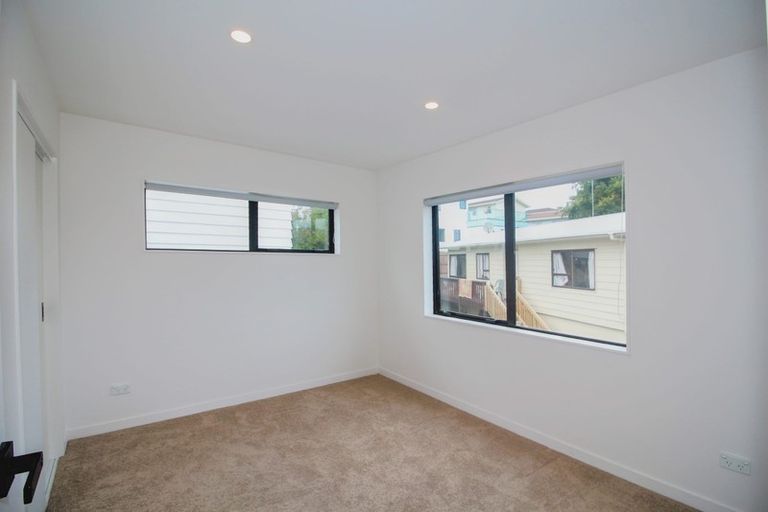 Photo of property in 59b Cedar Heights Avenue, Massey, Auckland, 0614