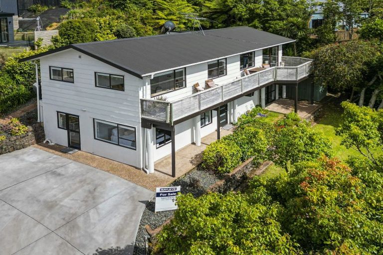 Photo of property in 5 Reynolds Place, Torbay, Auckland, 0630