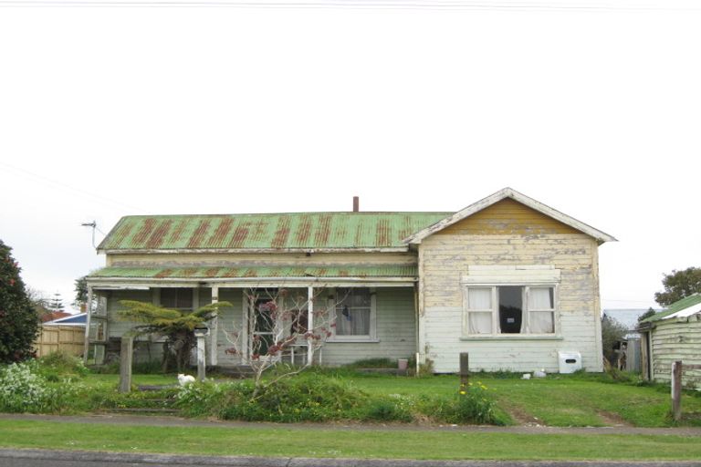 Photo of property in 67 Cracroft Street, Waitara, 4320