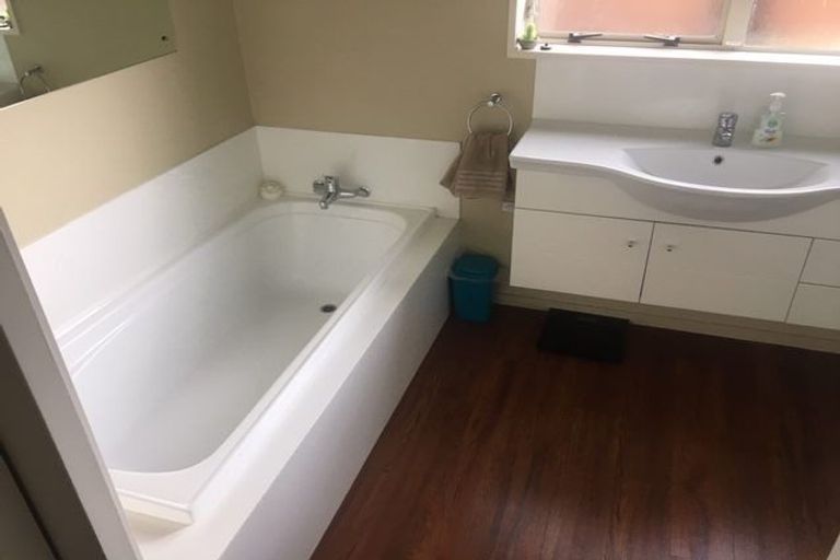 Photo of property in 4 Arkwright Place, Halswell, Christchurch, 8025