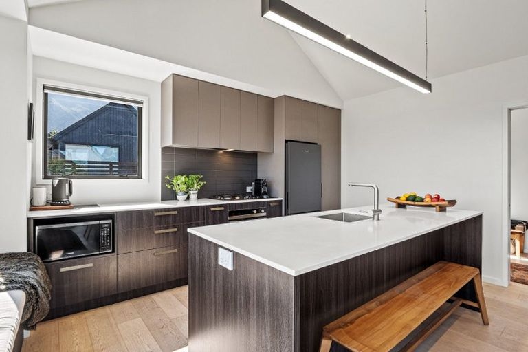 Photo of property in 5 Parera Lane, Jacks Point, Queenstown, 9371