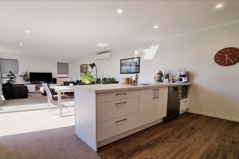 Photo of property in 8 Air Race Lane, Halswell, Christchurch, 8025