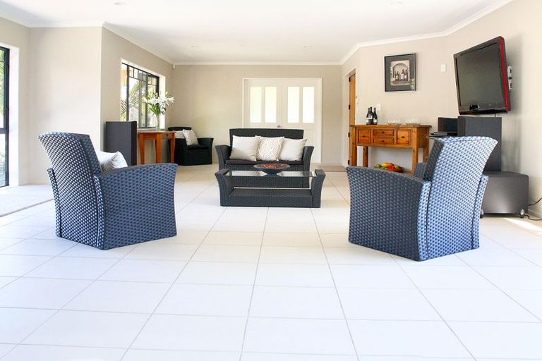 Photo of property in 245c Hill Road, The Gardens, Auckland, 2105