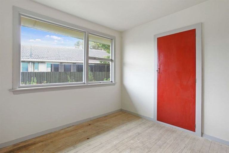 Photo of property in 30 Charles Upham Avenue, Hillmorton, Christchurch, 8025