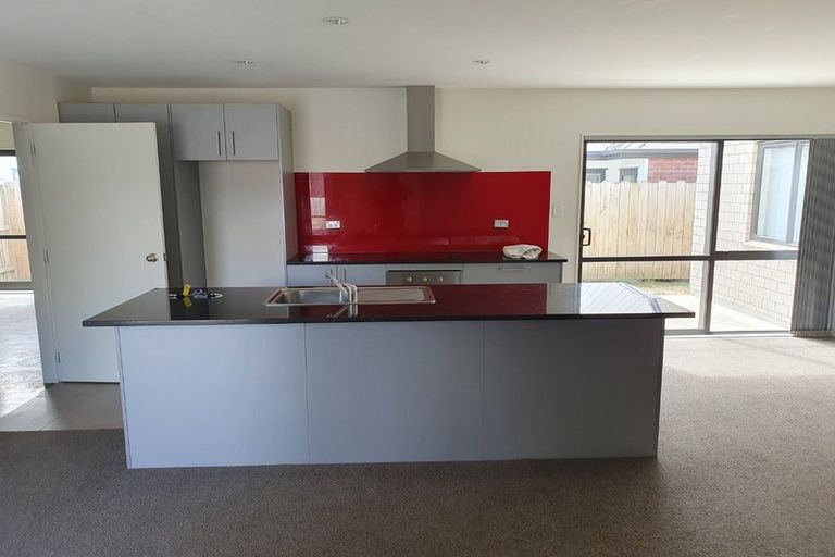 Photo of property in 5 Kotuku Crescent, Takanini, 2112