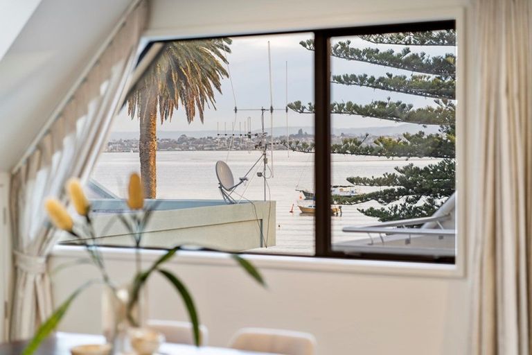 Photo of property in Capri Apartments, 5 The Mall, Mount Maunganui, 3116