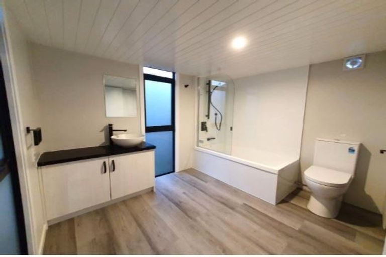 Photo of property in 17 Trounson Avenue, Clendon Park, Auckland, 2103