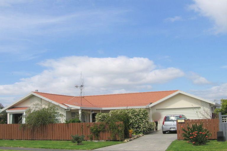 Photo of property in 4 Liftan Place, Mount Maunganui, 3116