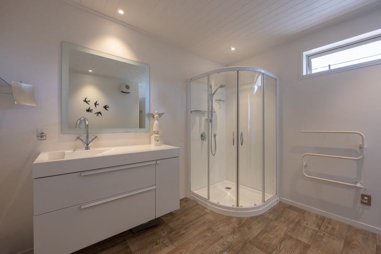 Photo of property in 12 Hillview Place, Wanaka, 9305