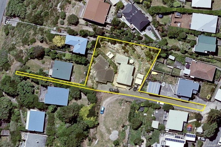 Photo of property in 75a Maupuia Road, Maupuia, Wellington, 6022