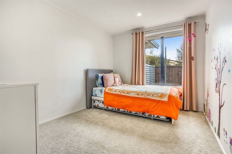 Photo of property in 8 Clover Drive, Henderson, Auckland, 0610