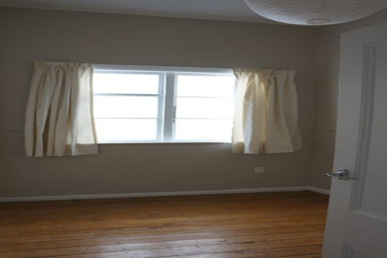 Photo of property in 242 Rintoul Street, Berhampore, Wellington, 6023