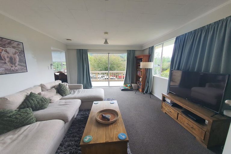 Photo of property in 11a Lowry Crescent, Stokes Valley, Lower Hutt, 5019