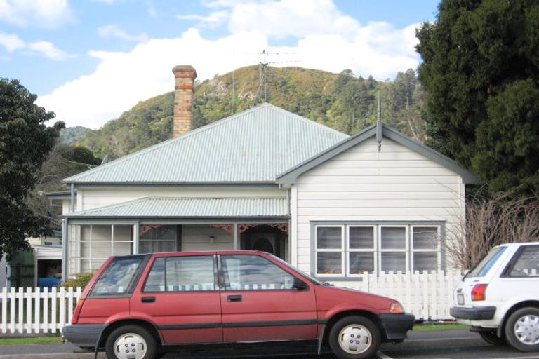 Photo of property in 616 Mackay Street, Thames, 3500