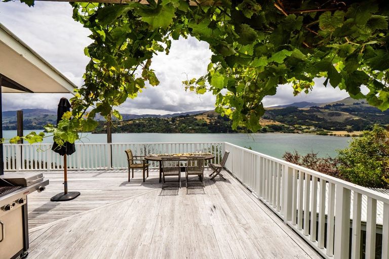 Photo of property in 6506 Christchurch Akaroa Road, Takamatua, 7581