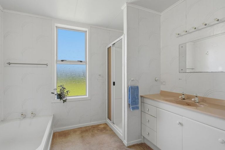 Photo of property in 49 Roslyn Road, Roslyn Bush, Invercargill, 9876