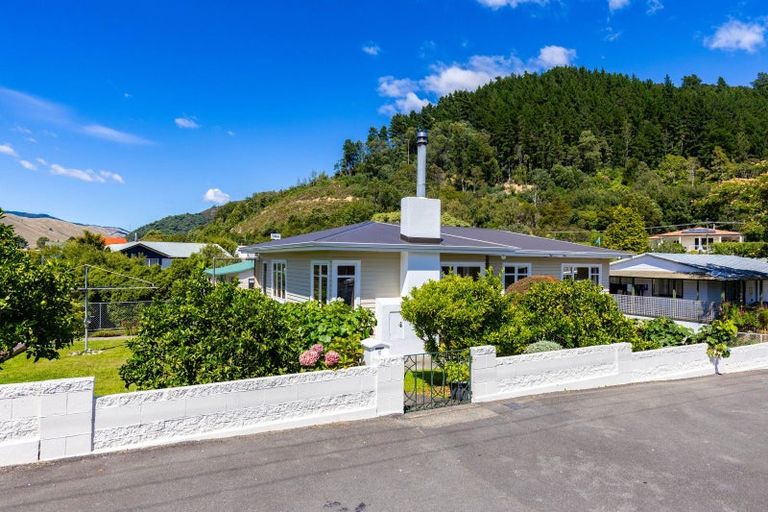 Photo of property in 5 Cook Street, Havelock, 7100