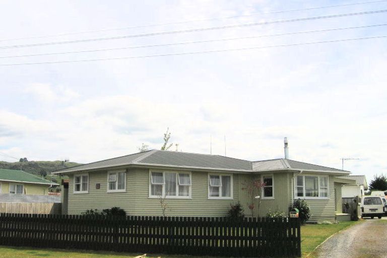 Photo of property in 3a Fenruss Street, Fairy Springs, Rotorua, 3015