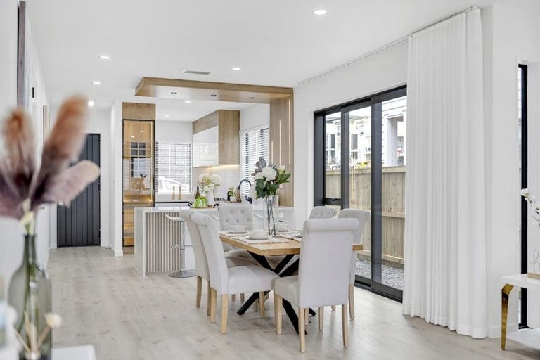 Photo of property in 4 Sagitta Drive, Flat Bush, Auckland, 2019