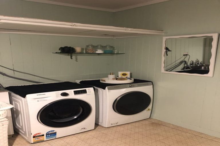 Photo of property in 82 Victoria Avenue, Avenal, Invercargill, 9810