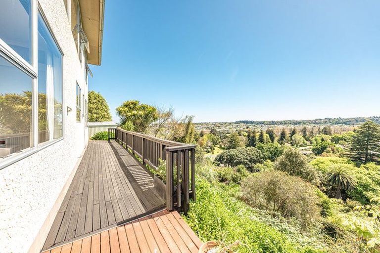 Photo of property in 27 Wairere Road, Bastia Hill, Whanganui, 4500
