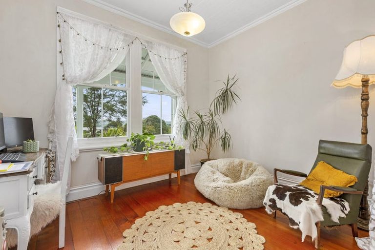 Photo of property in 23 Main Road, Raglan, 3225