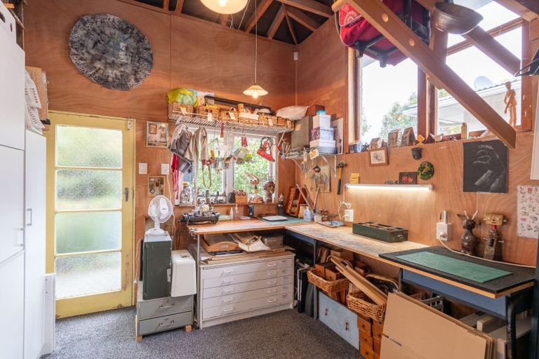 Photo of property in 44 Holdsworth Avenue, Trentham, Upper Hutt, 5018