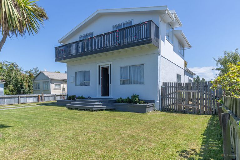 Photo of property in 9 Seddon Street, Temuka, 7920