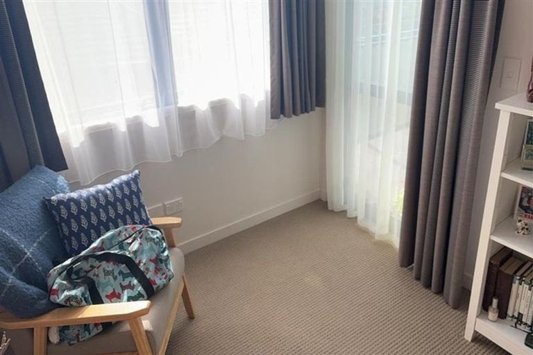 Photo of property in 97a Roberts Line, Kelvin Grove, Palmerston North, 4414