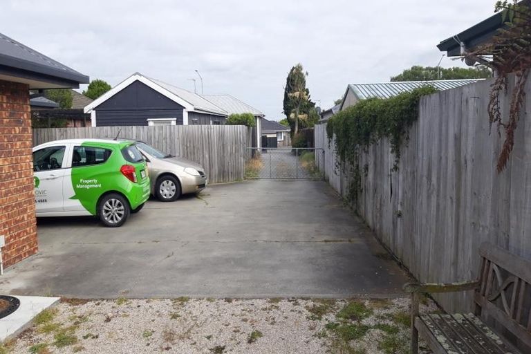 Photo of property in 154a Wainoni Road, Avondale, Christchurch, 8061