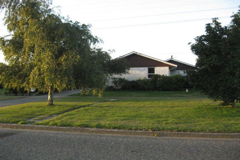 Photo of property in 184 Horndon Street, Darfield, 7510